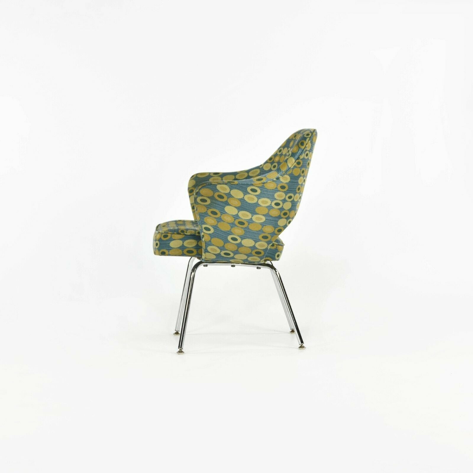 71 USB Armchair