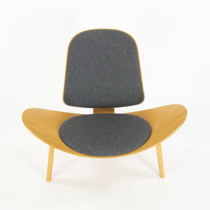 CH07 Lounge Chairs