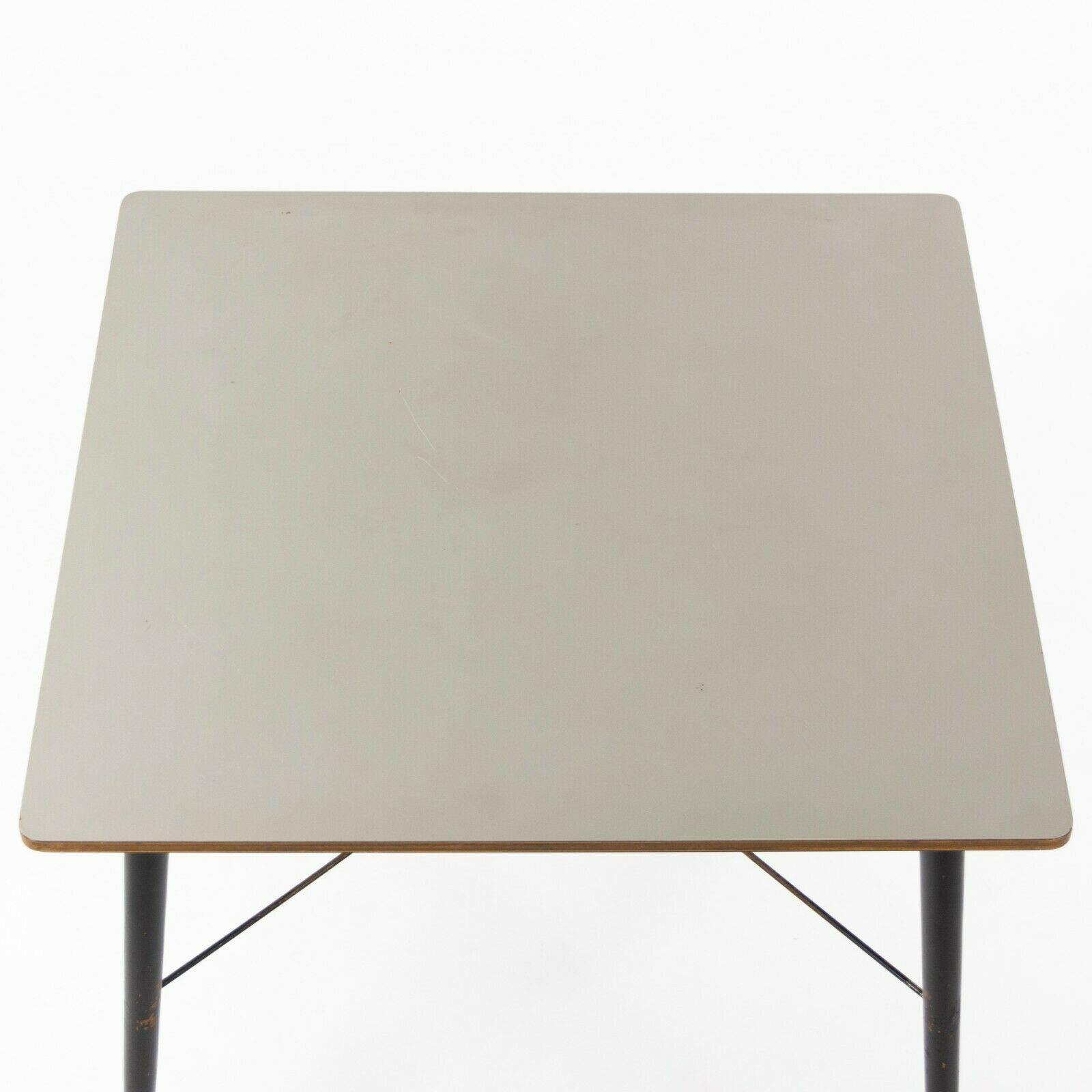 DTW 4 Dining Table