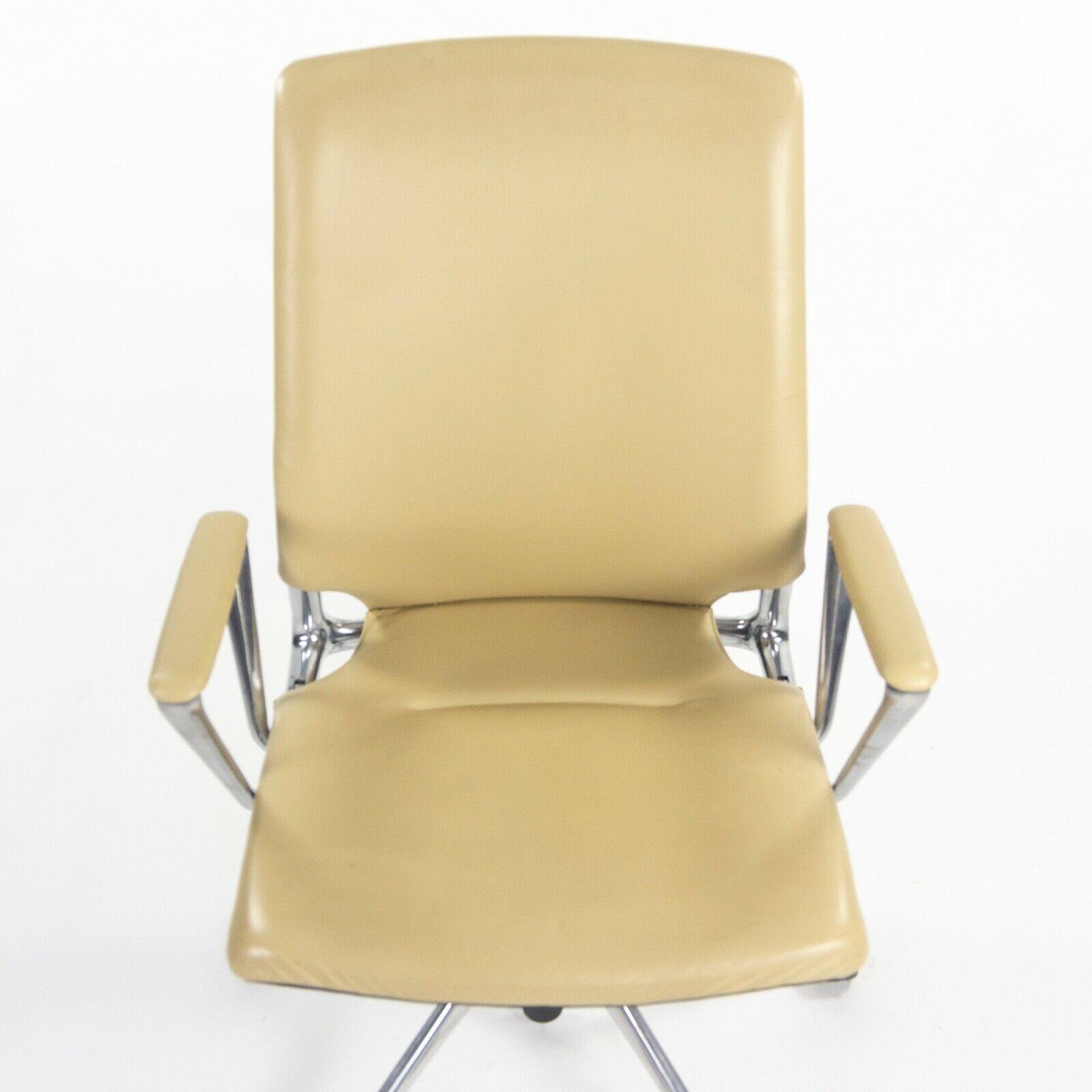Meda Chair