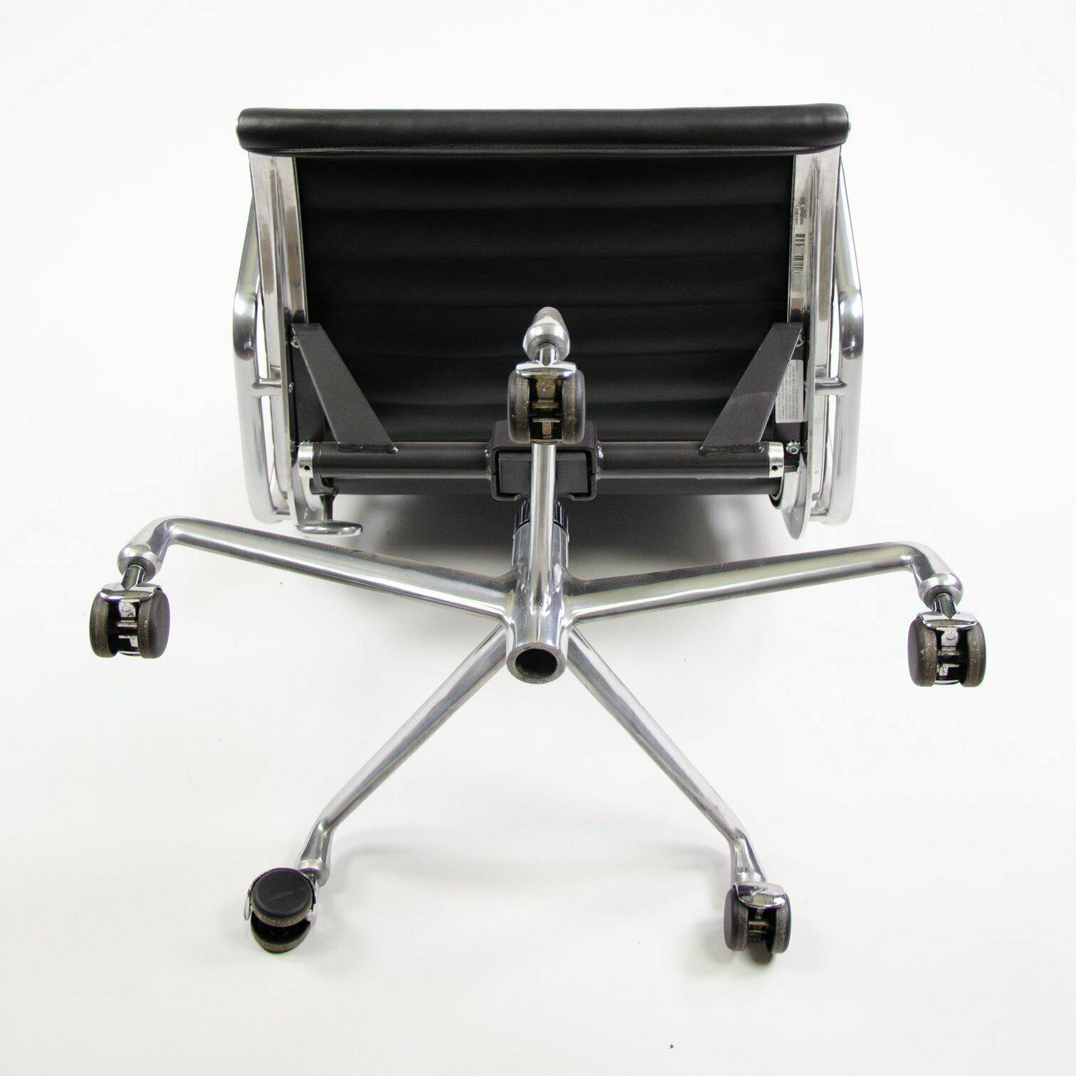 Aluminum Executive Chair