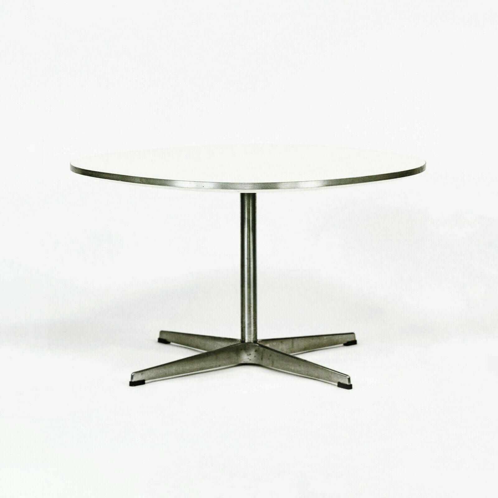 2004 Superellipse Coffee Table by Piet Hein / Bruno Mathsson / Arne Jacobsen for Fritz Hansen