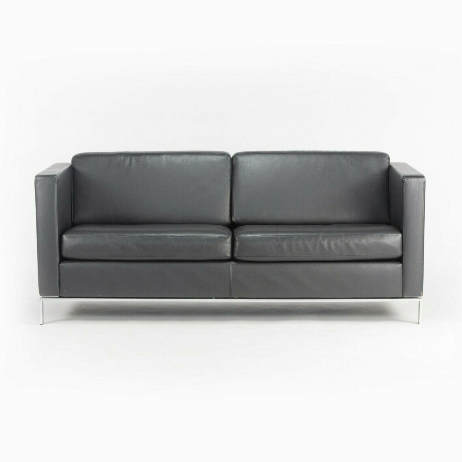 Model 500 Settee