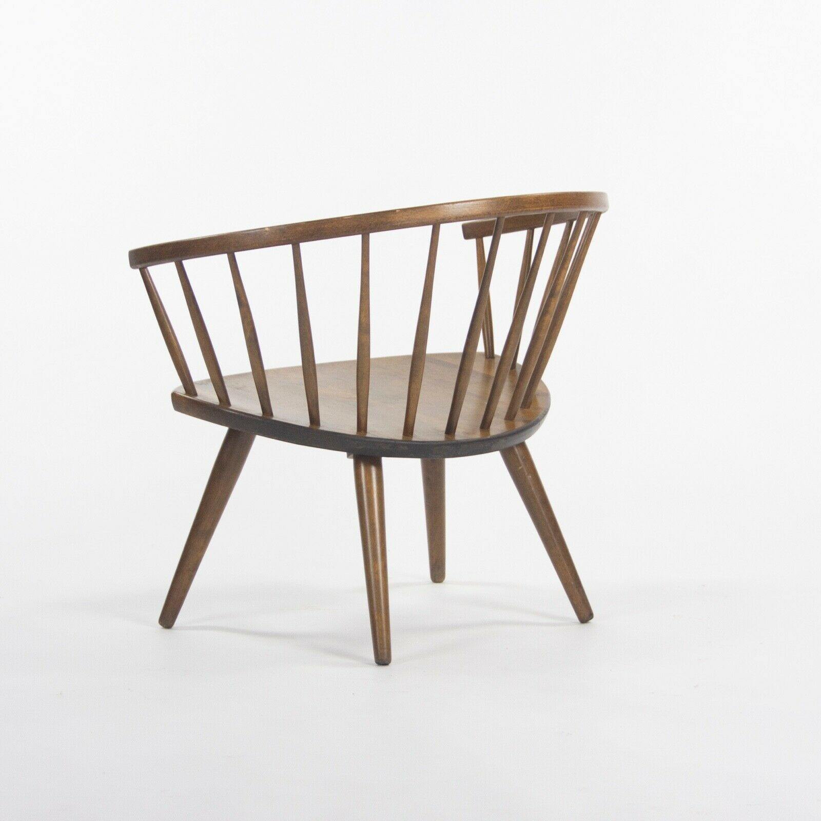 Arka Armchair