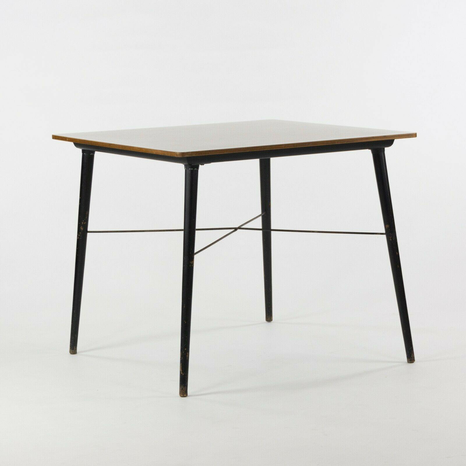 DTW 4 Dining Table