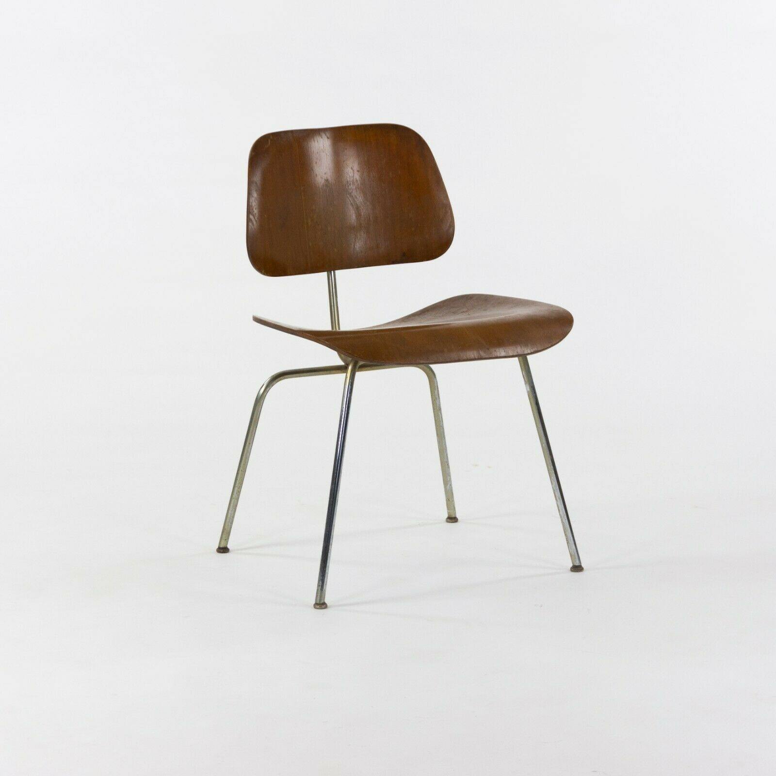 DCM Chairs