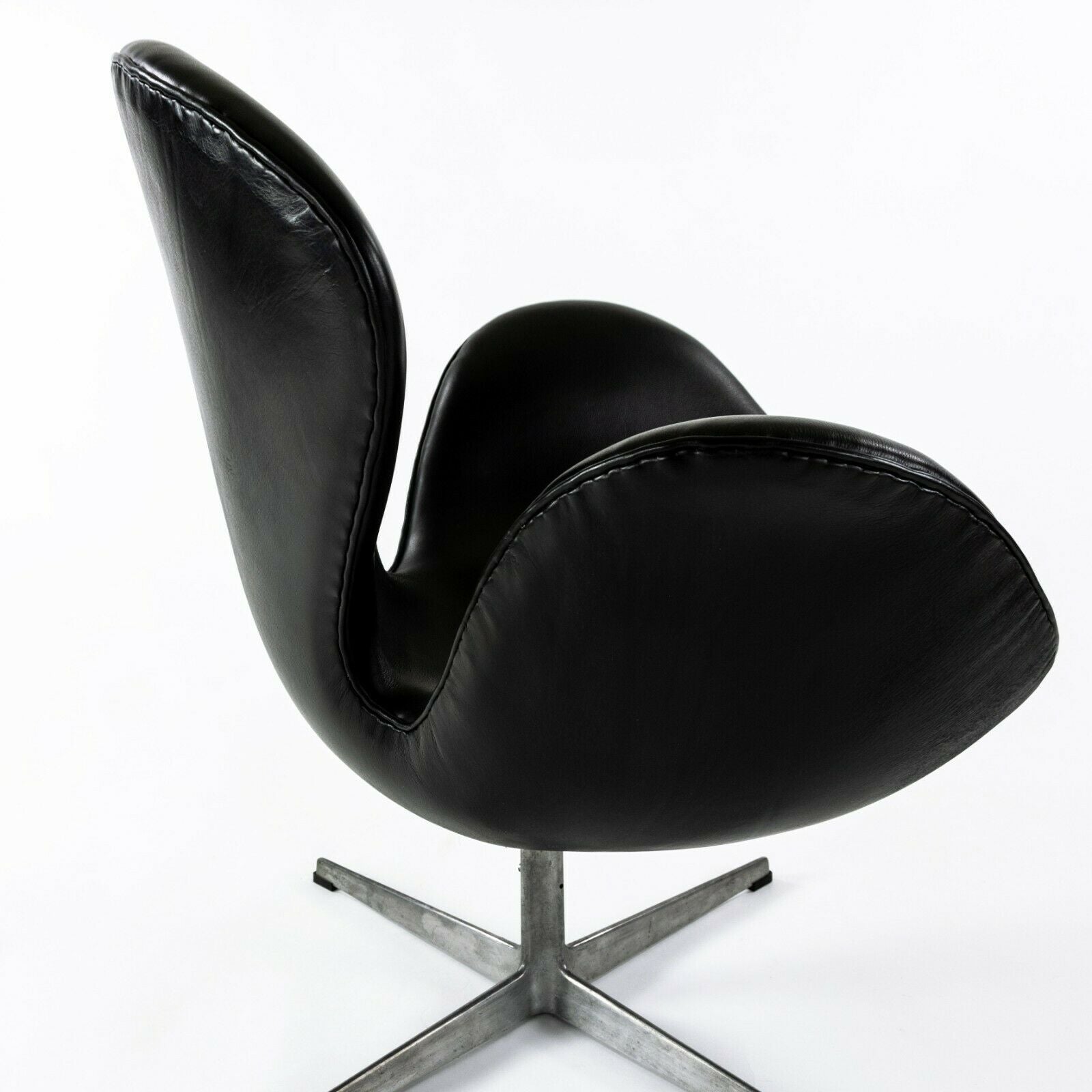 Swan Chair
