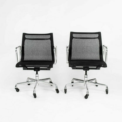 Eames Aluminum Management Chair