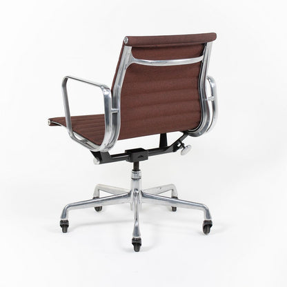 Eames Aluminum Group Management Chair
