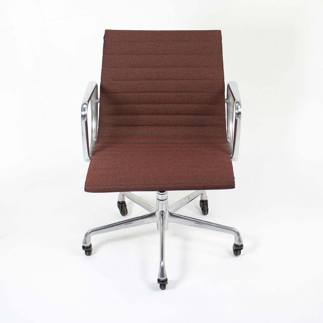 Eames Aluminum Group Management Chair