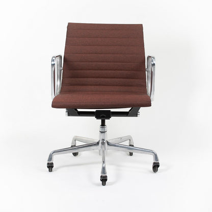 Eames Aluminum Group Management Chair