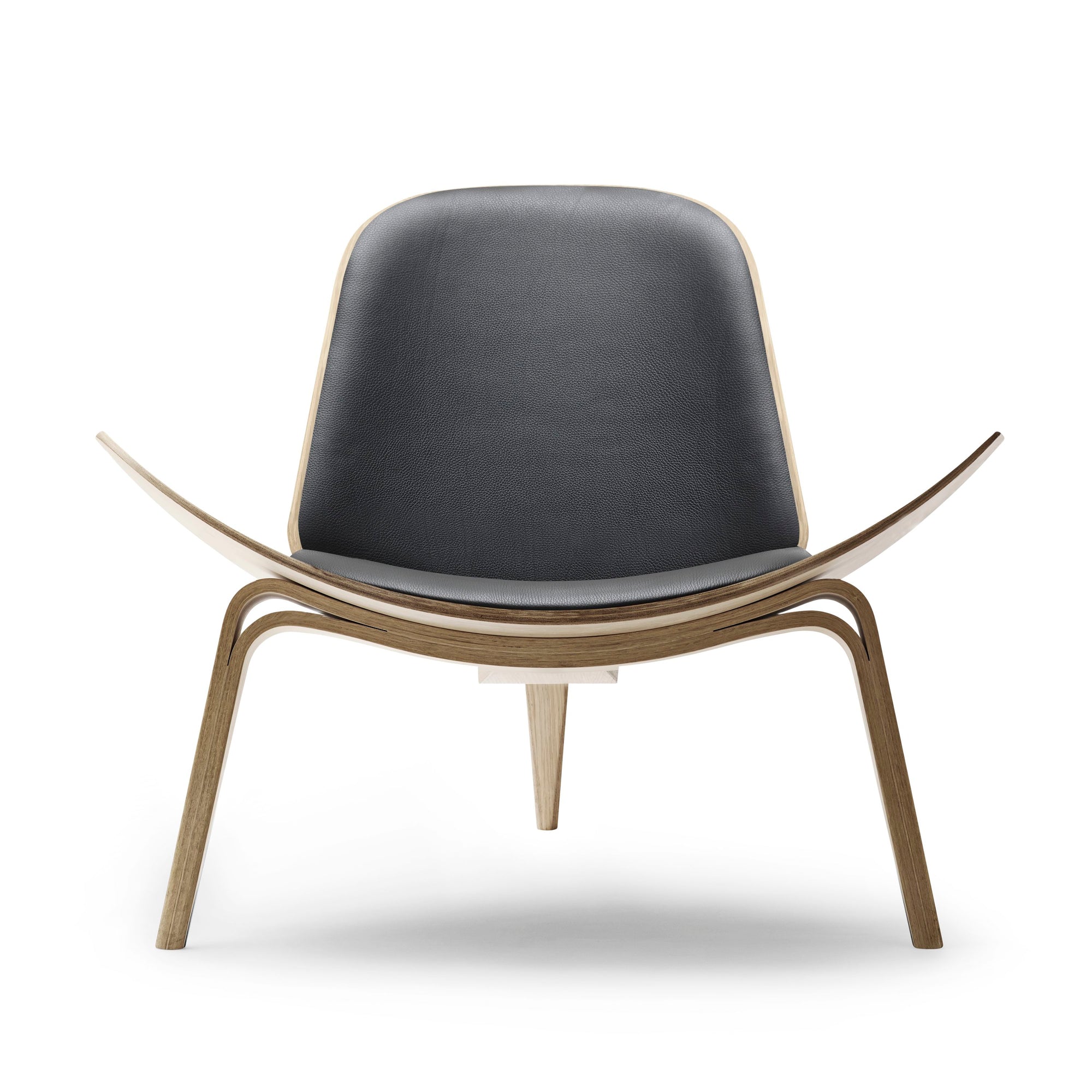 CH07 Shell Lounge Chair