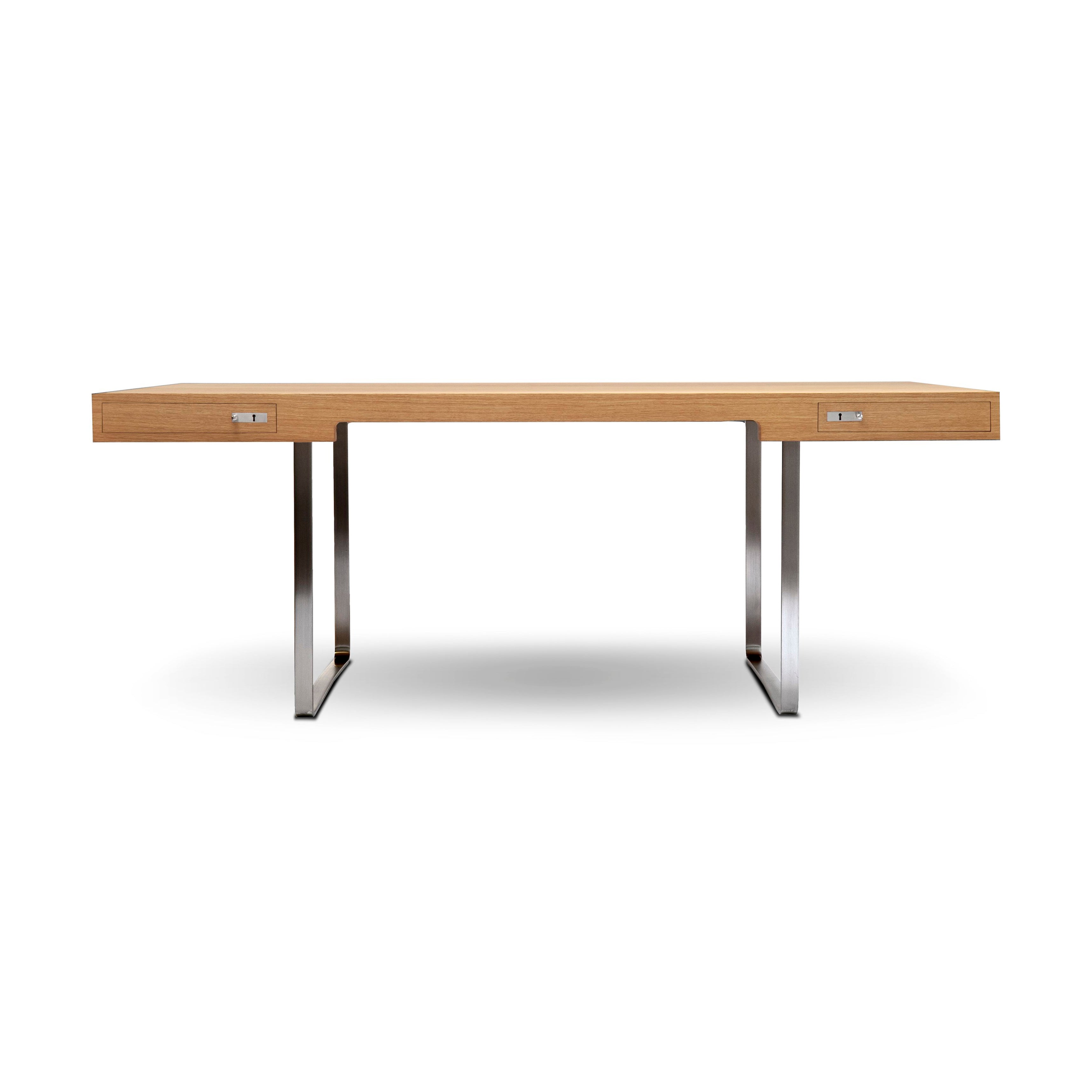 CH110 Desk