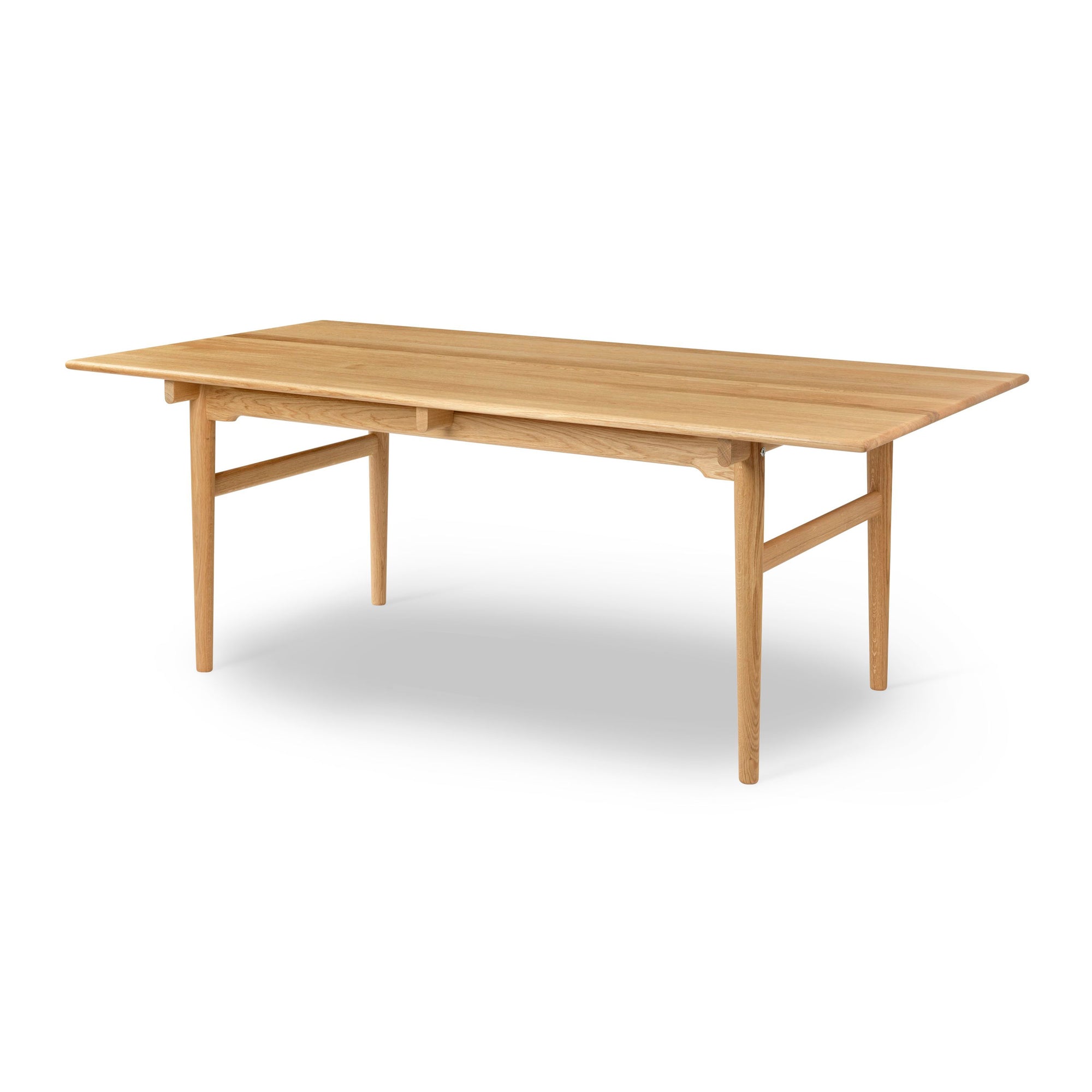 CH327 Dining Table