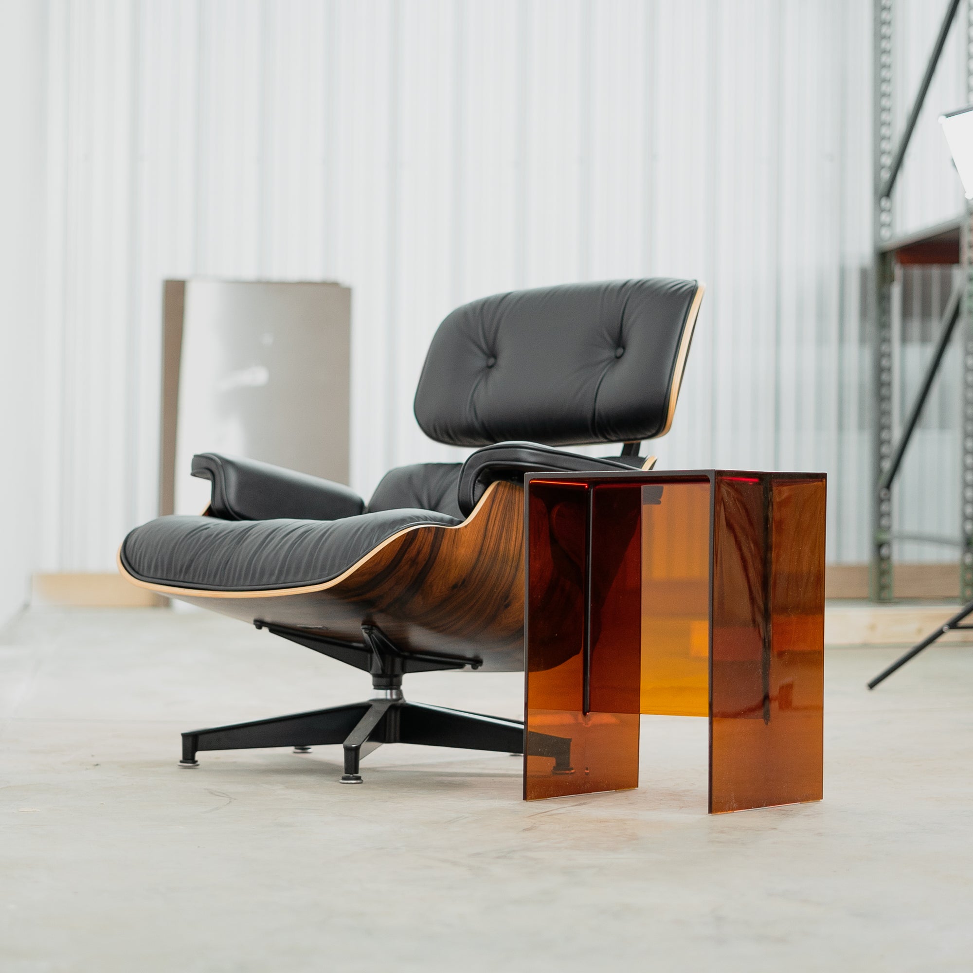 Max-Beam Side Table