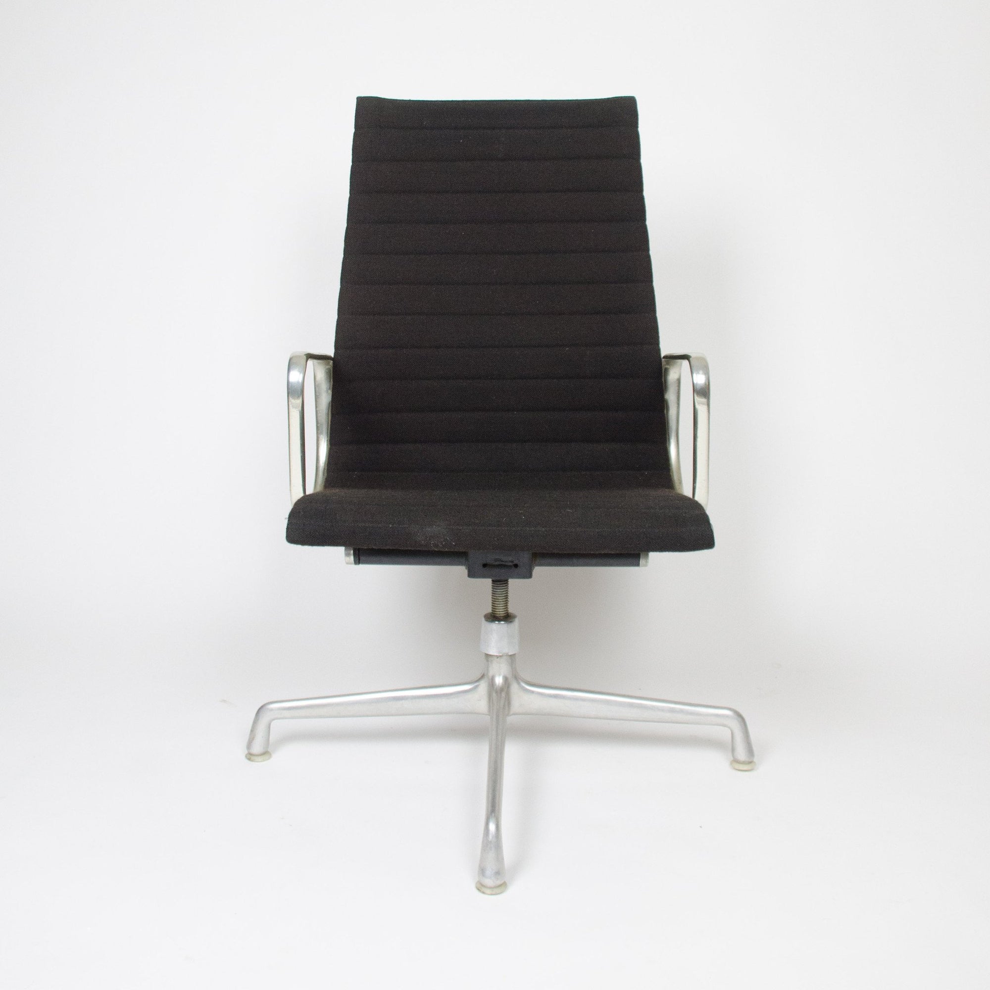 Aluminum Executive Chair