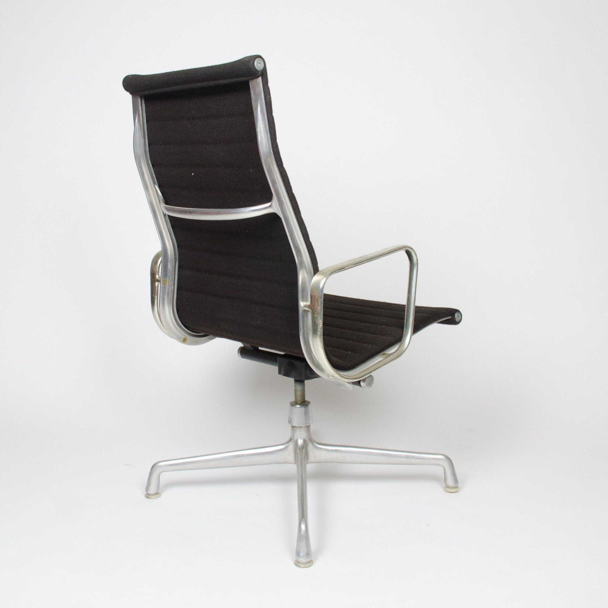 Aluminum Executive Chair