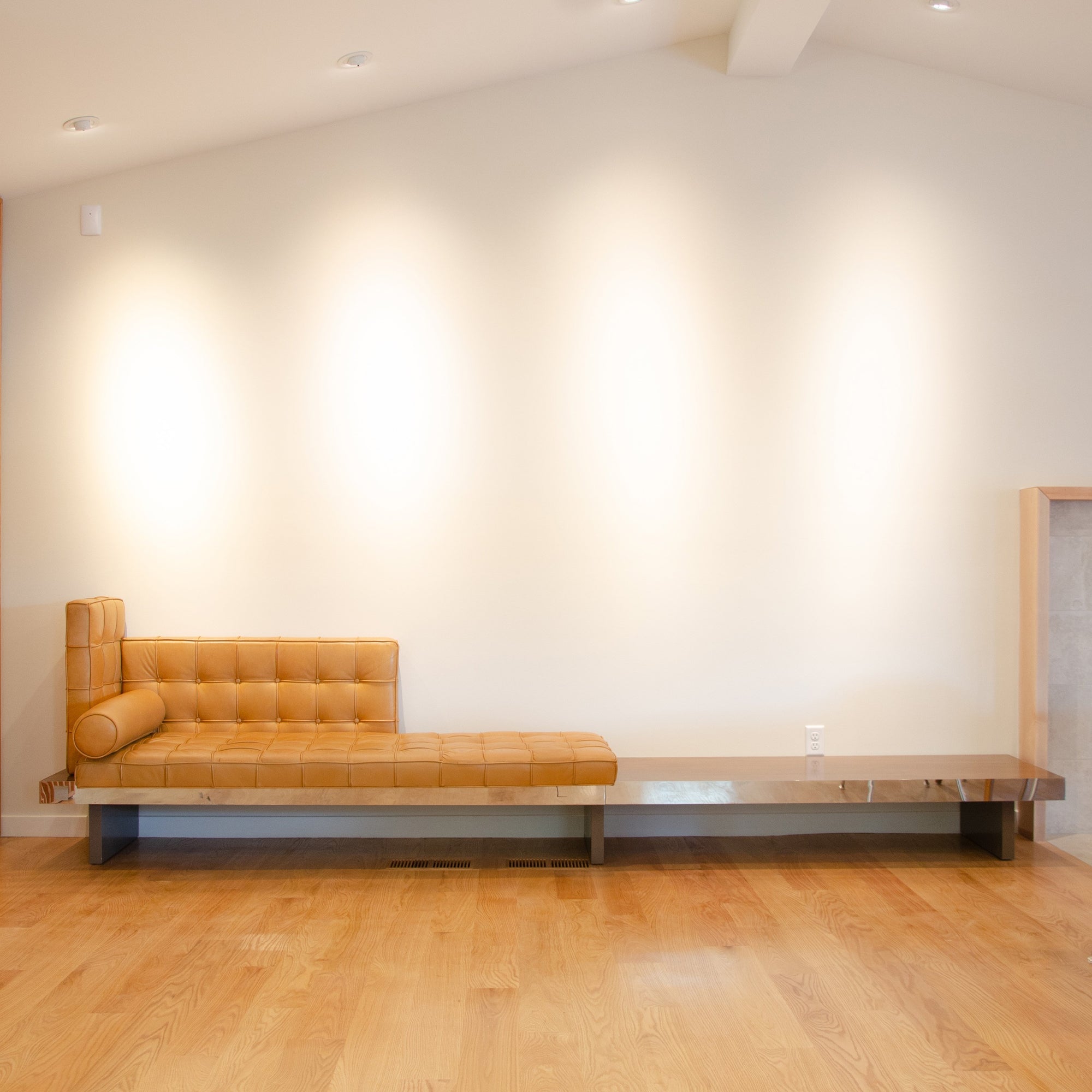 Beverly Hills SLS Daybed