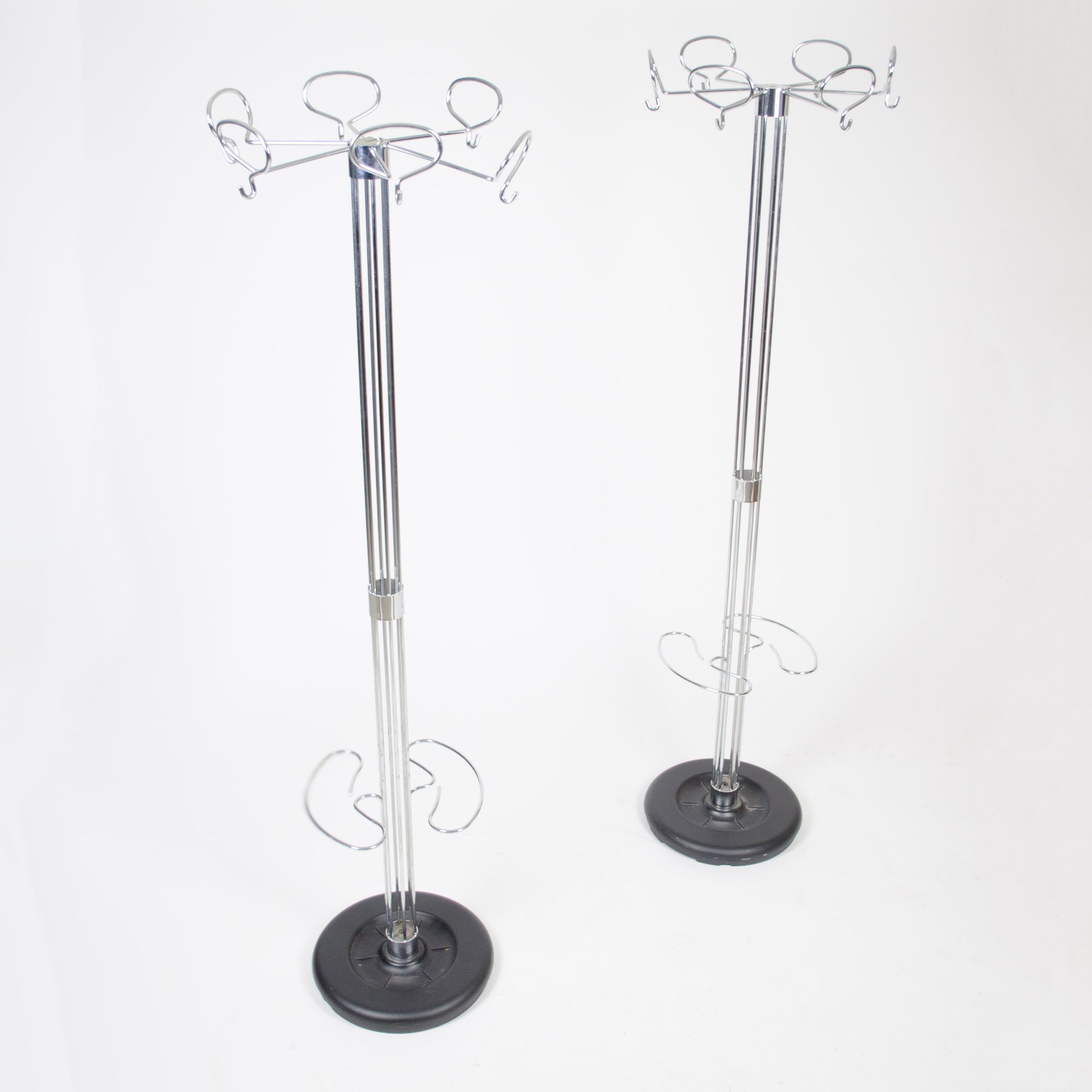 Cusago Coat Hanger