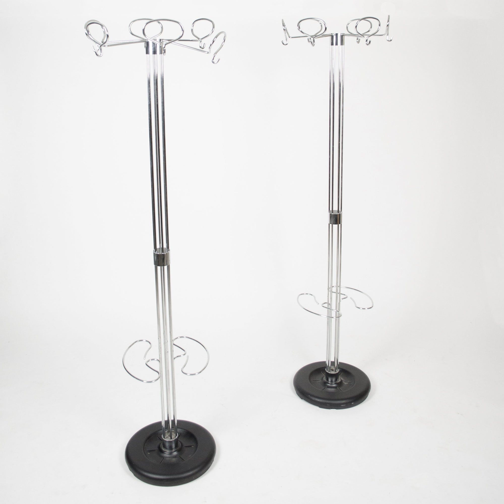 Cusago Coat Hanger