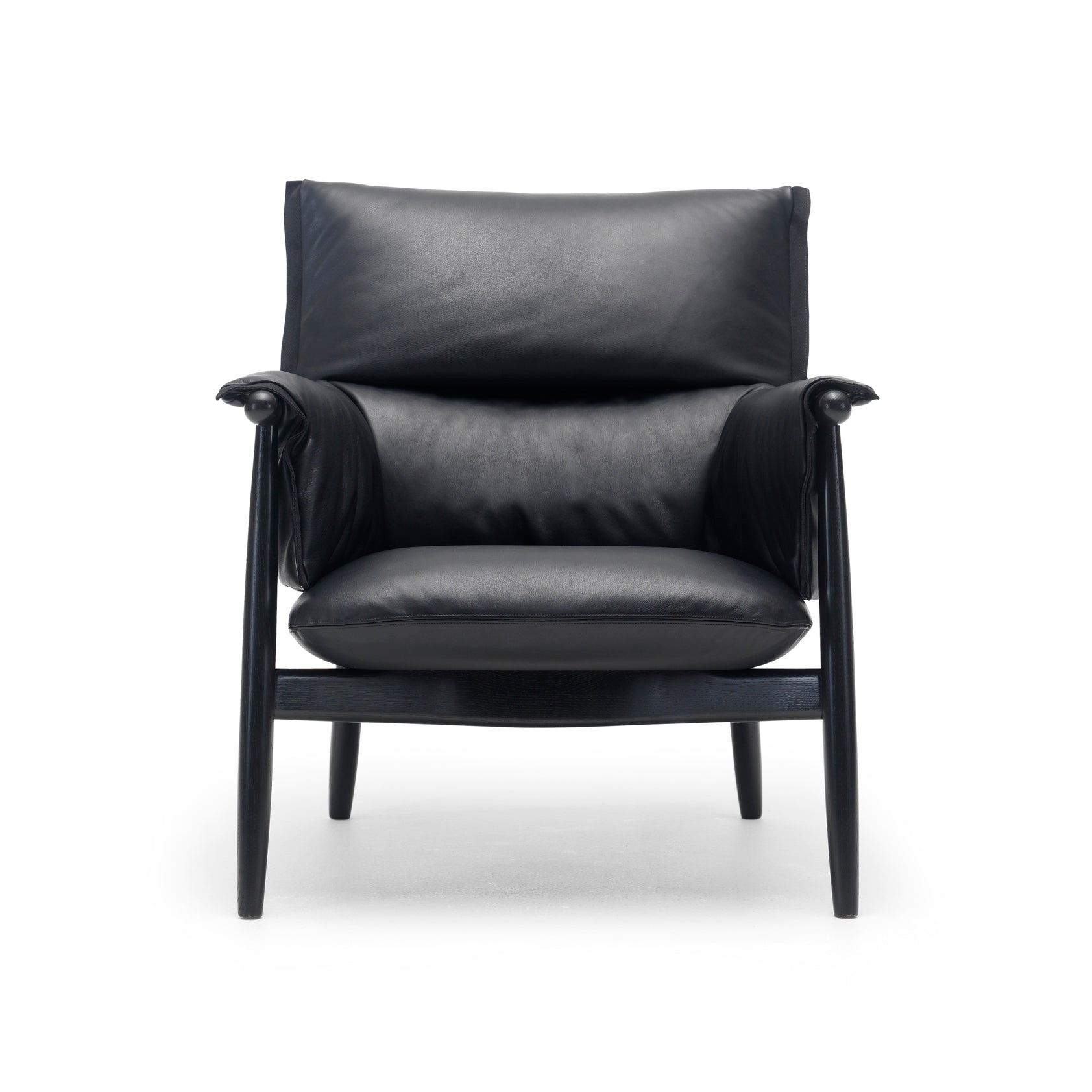 E015 Embrace Lounge Chair