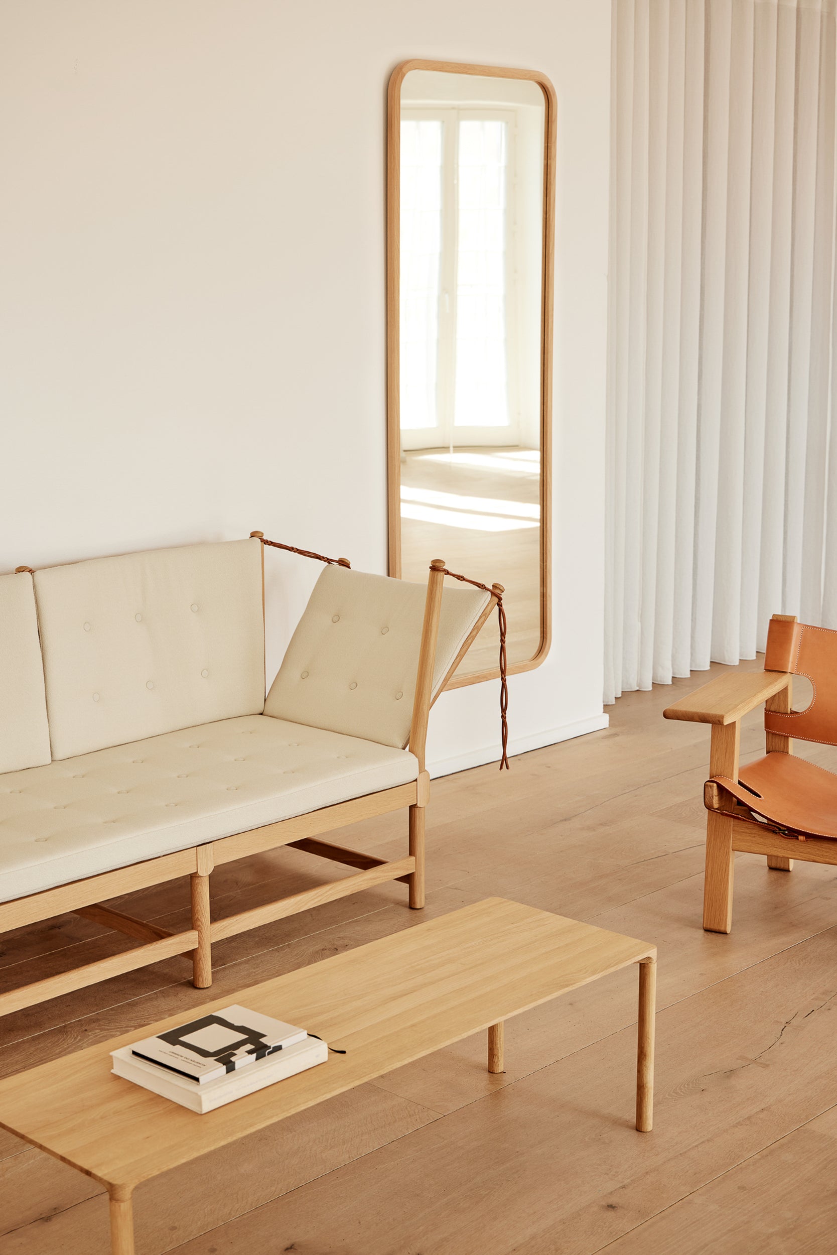 Piloti Coffee Table - Rectangle