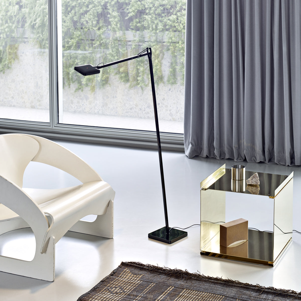 Kelvin Floor Lamp