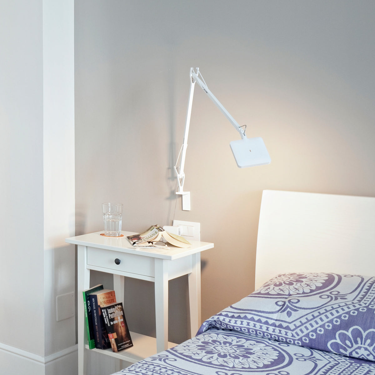 Kelvin LED Table Lamp