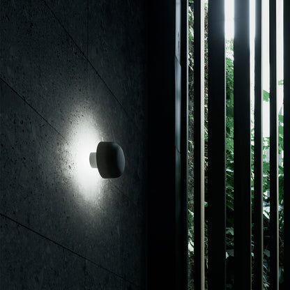 Bellhop Indoor/Outdoor Wall Lamp