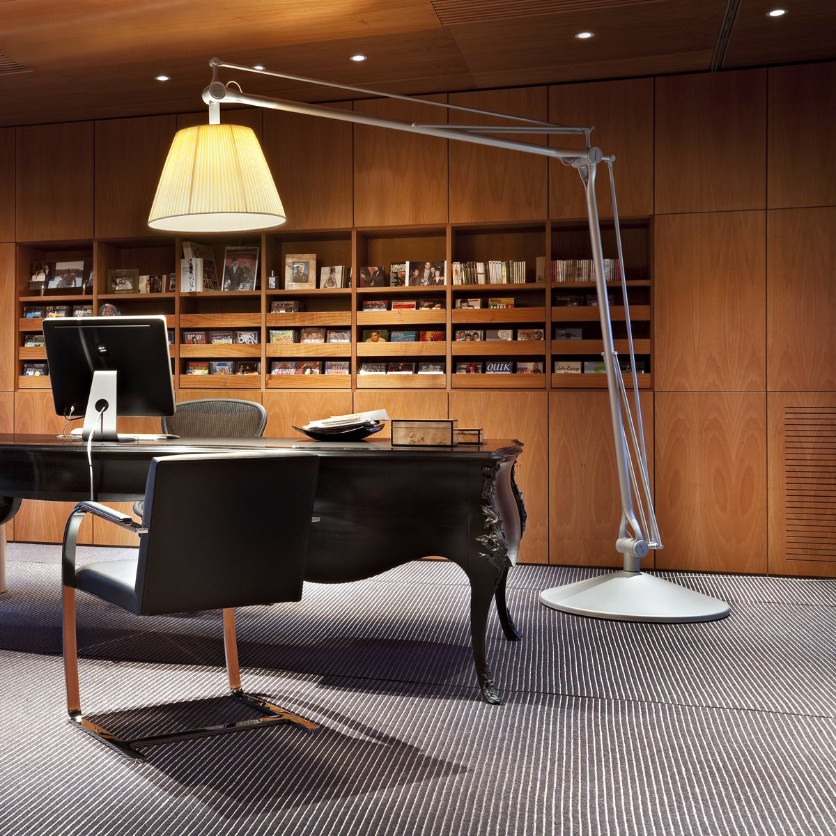Superarchimoon Floor Lamp