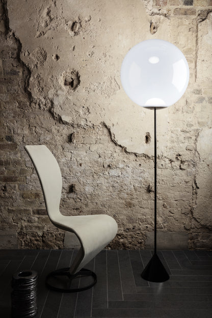 S Chair