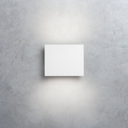 Tight Light Wall Lamp