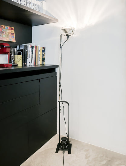 Toio LED Floor Lamp