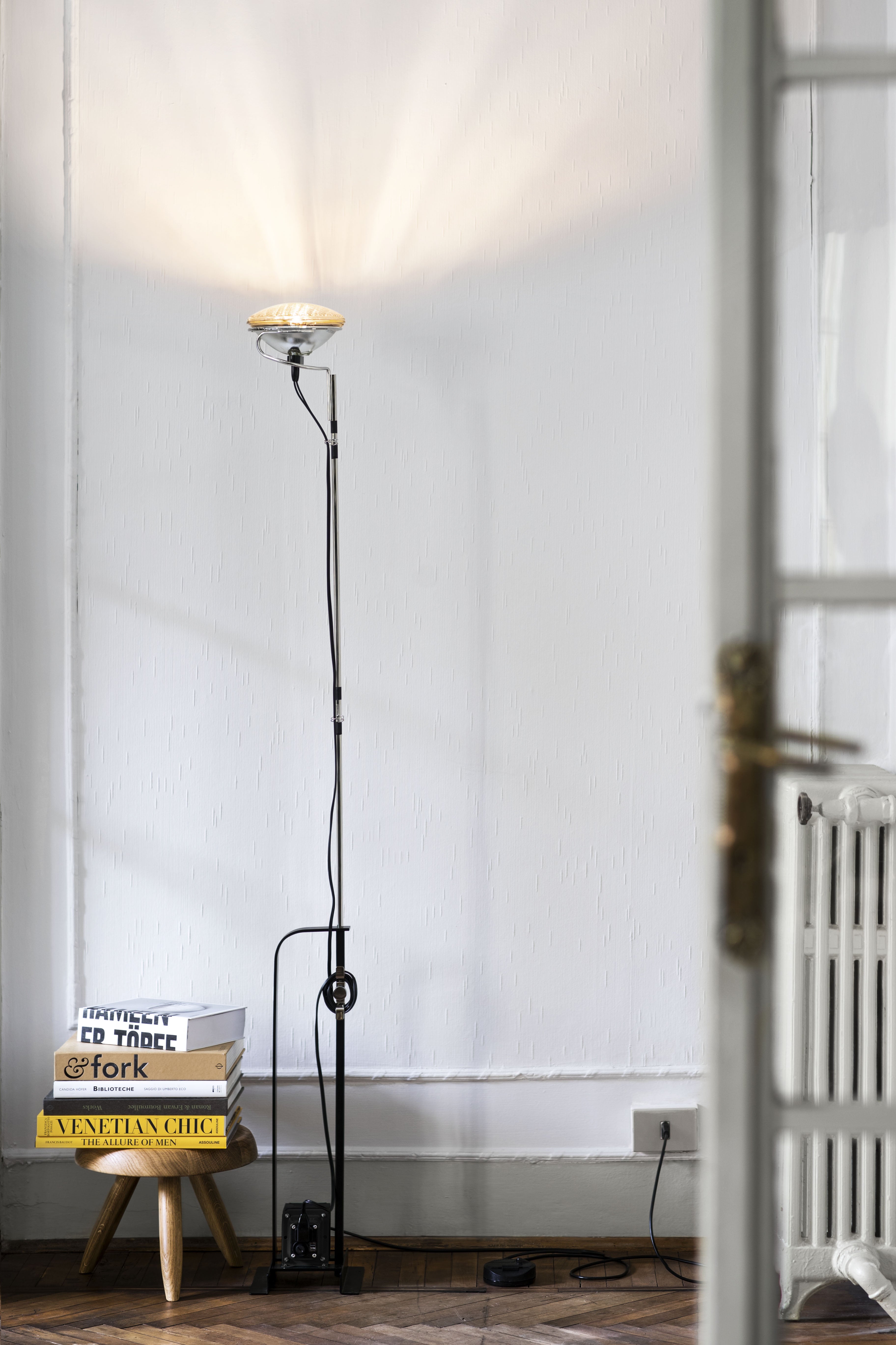 Toio LED Floor Lamp