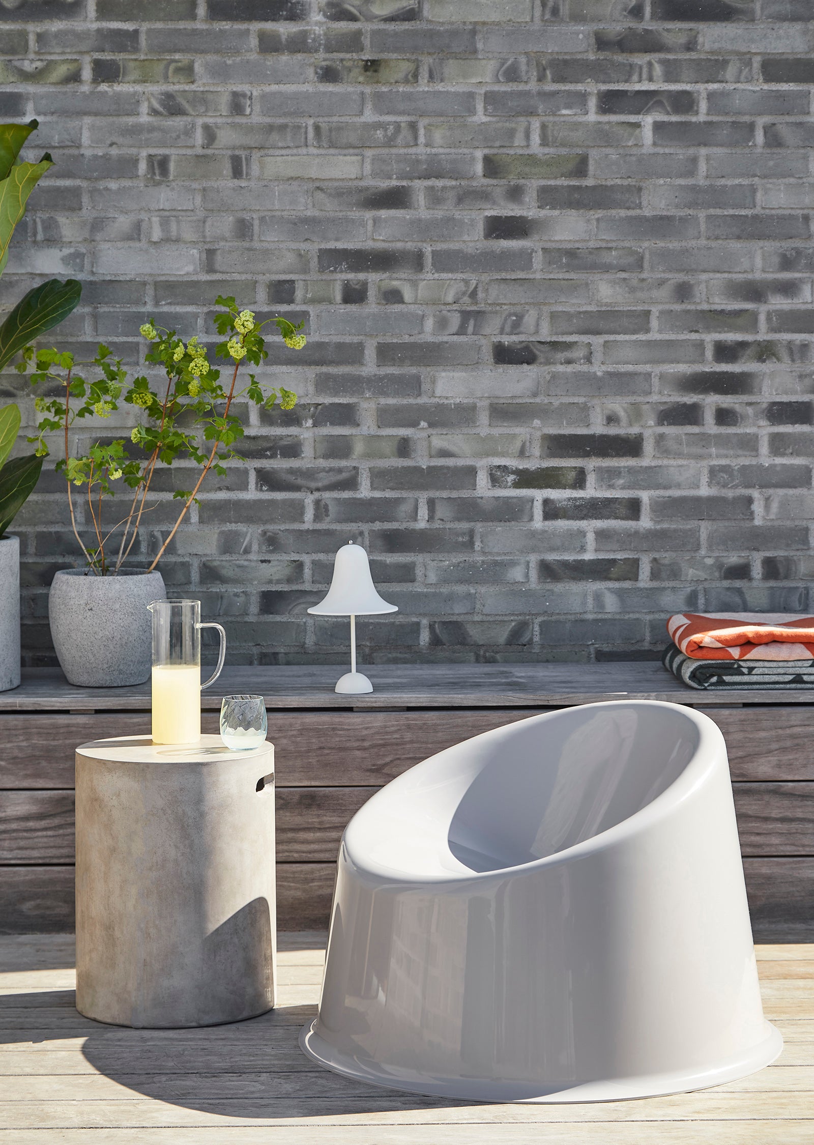 Pantop Portable Table Lamp
