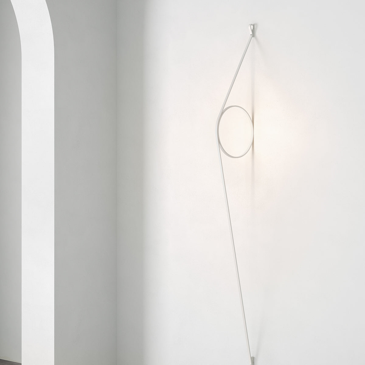 WireRing Wall Lamp