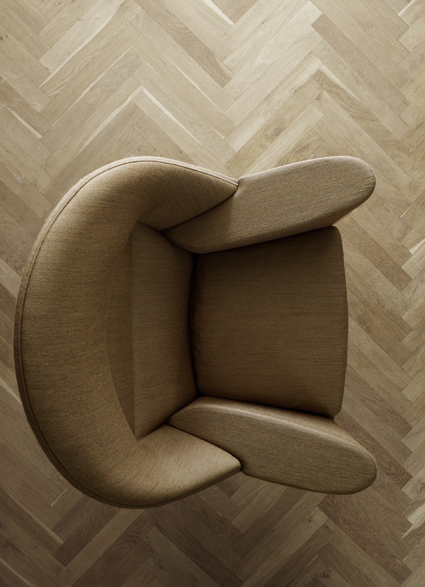 CH468 Oculus Chair