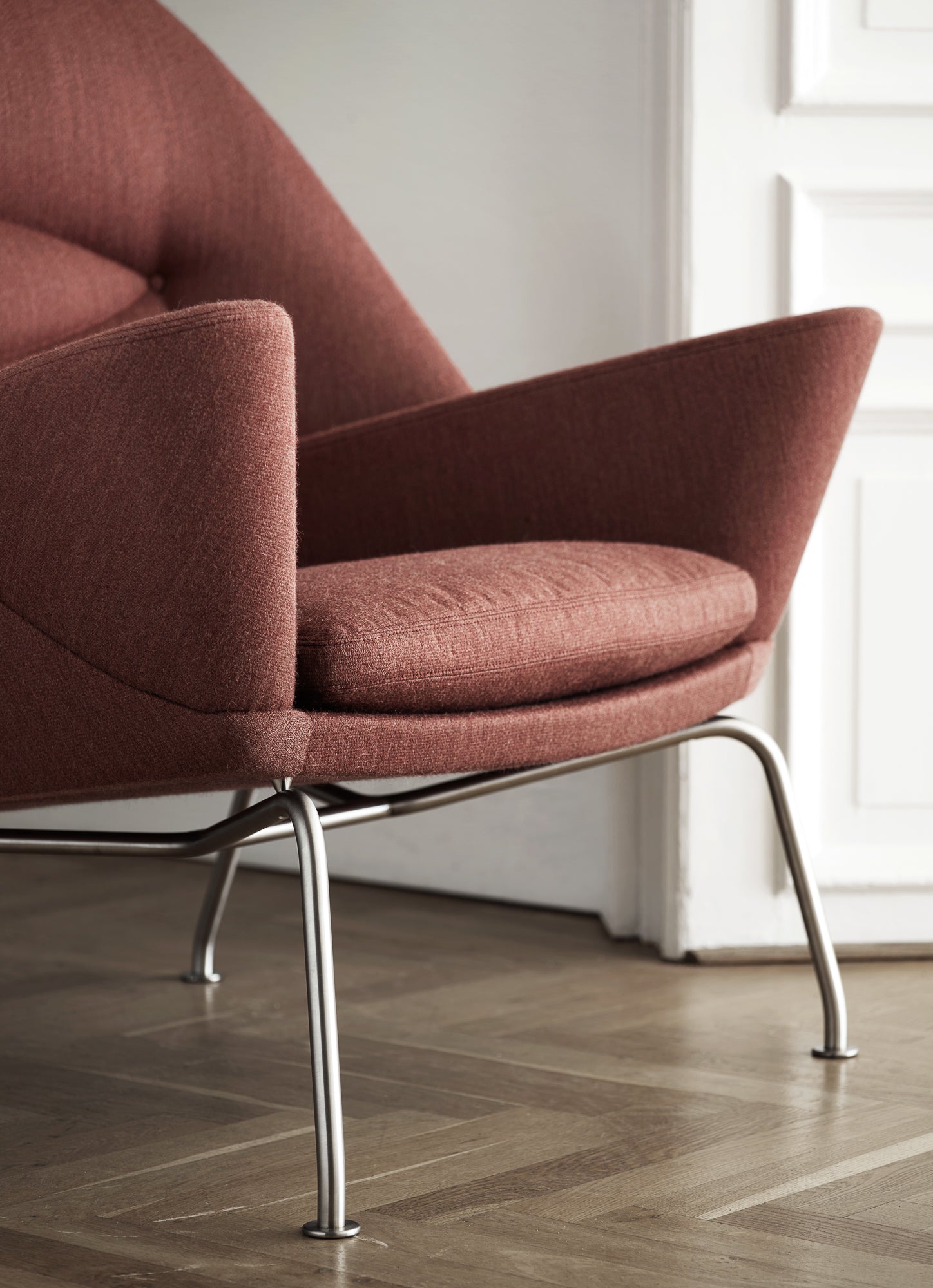 CH468 Oculus Chair