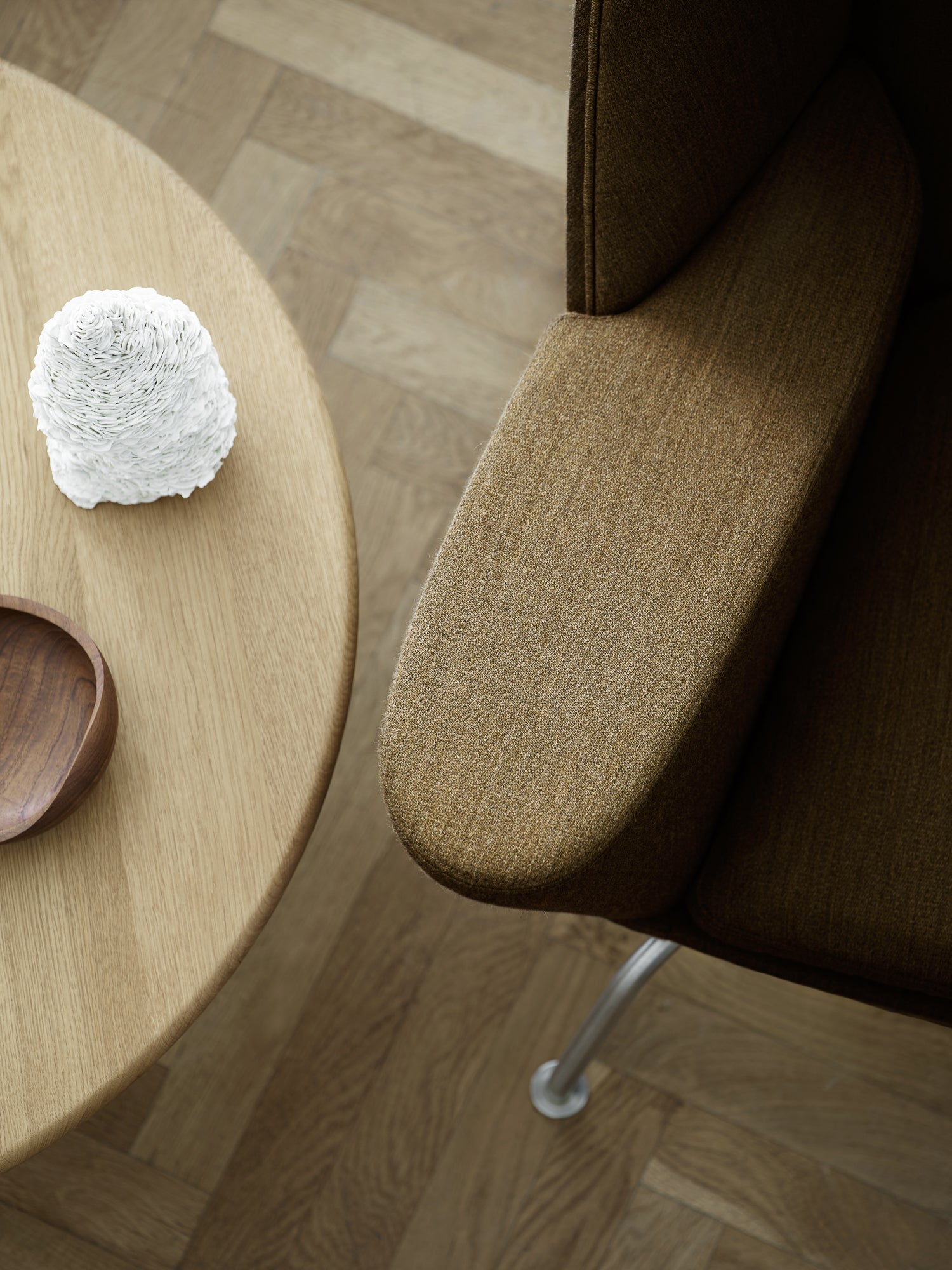 CH468 Oculus Chair