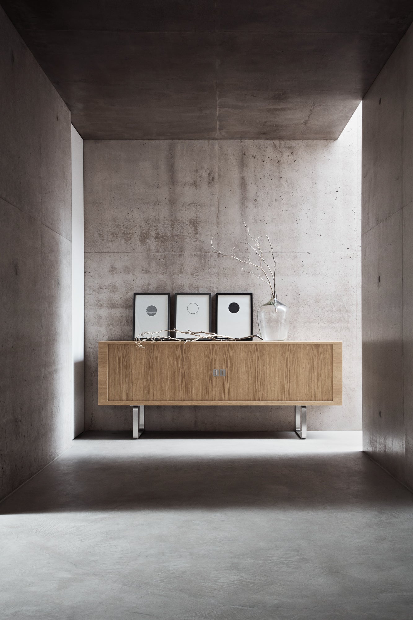 CH825 Credenza