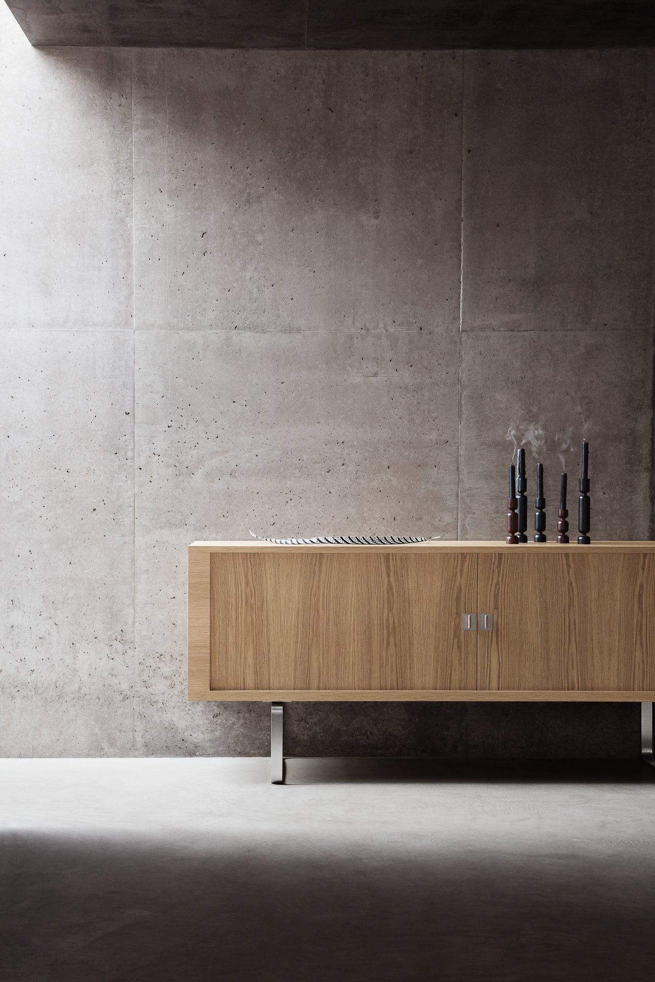 CH825 Credenza