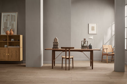 BM1160 Hunting Table