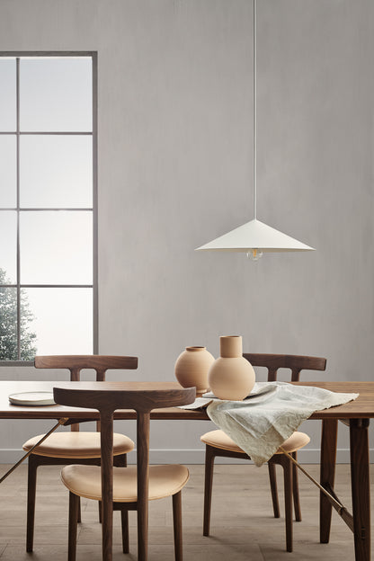 BM1160 Hunting Table