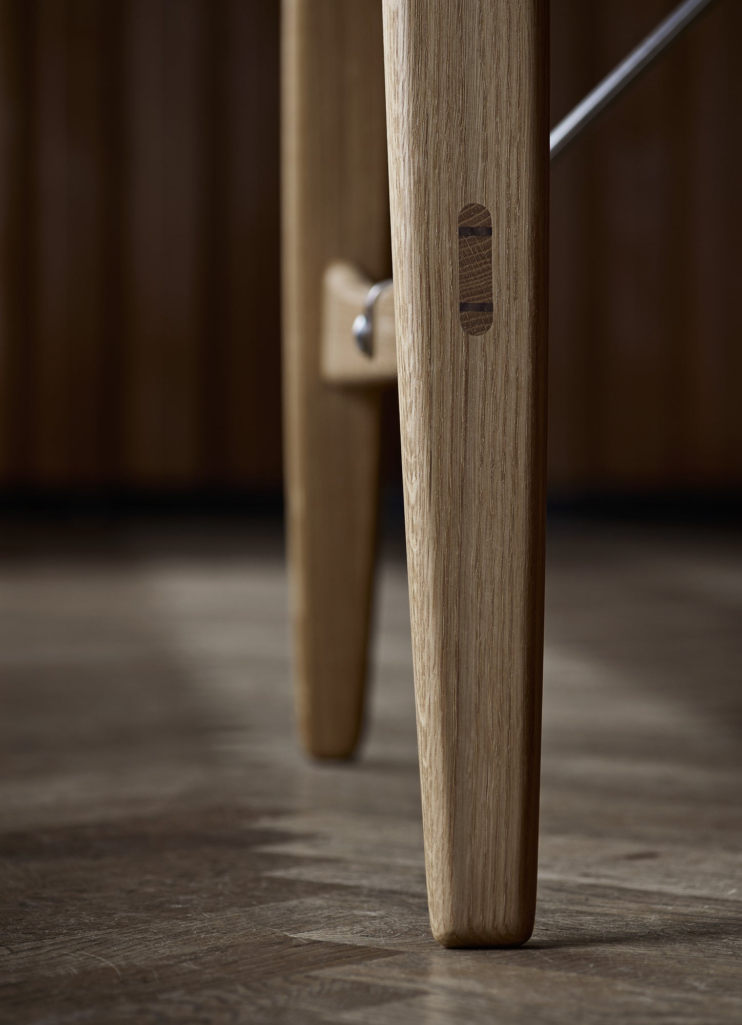 BM1160 Hunting Table