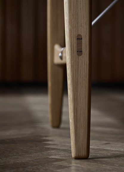 BM1160 Hunting Table