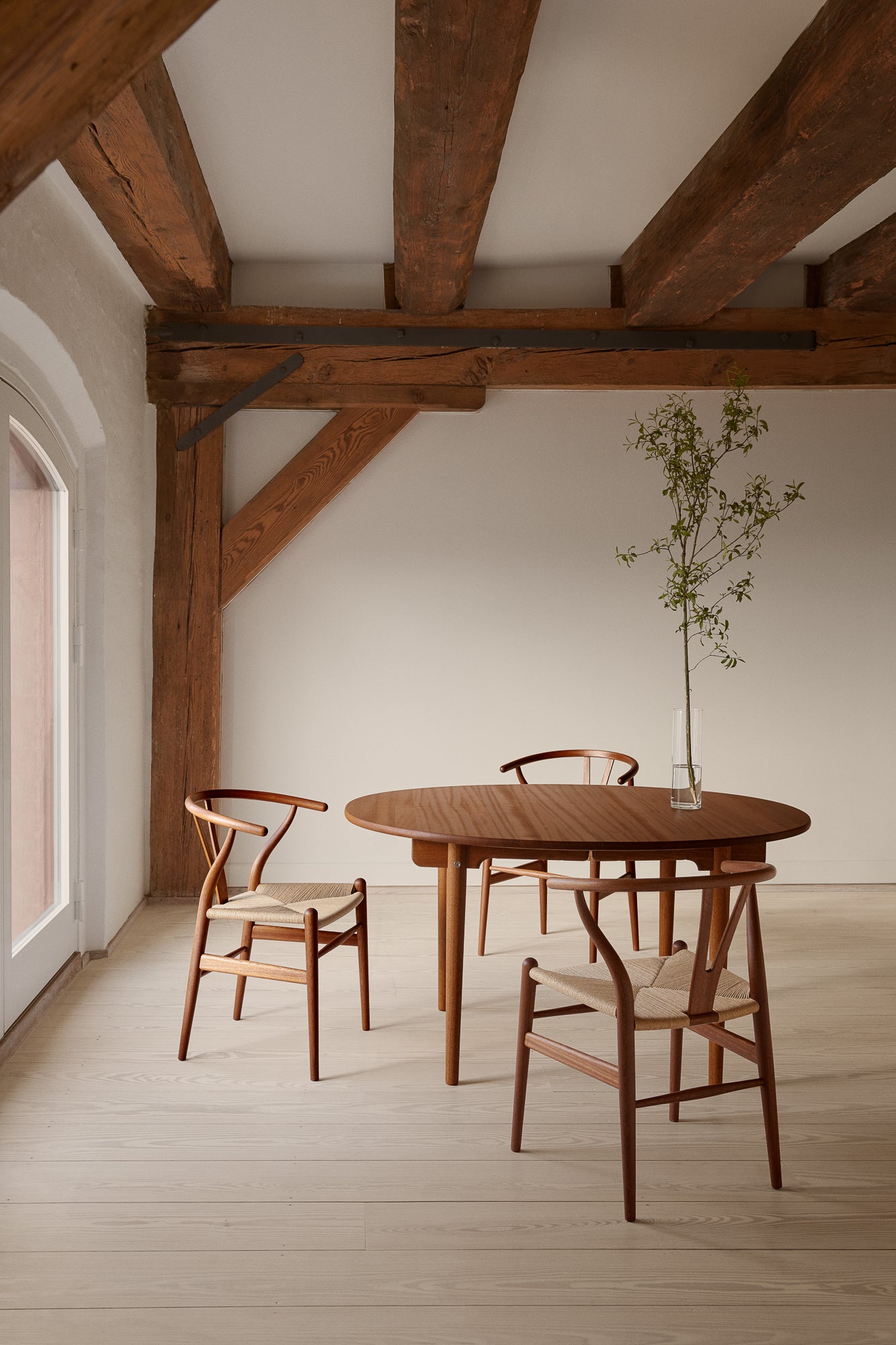 CH24 Wishbone Dining Chair