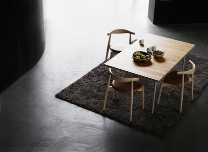 CH20 Elbow Dining Chair