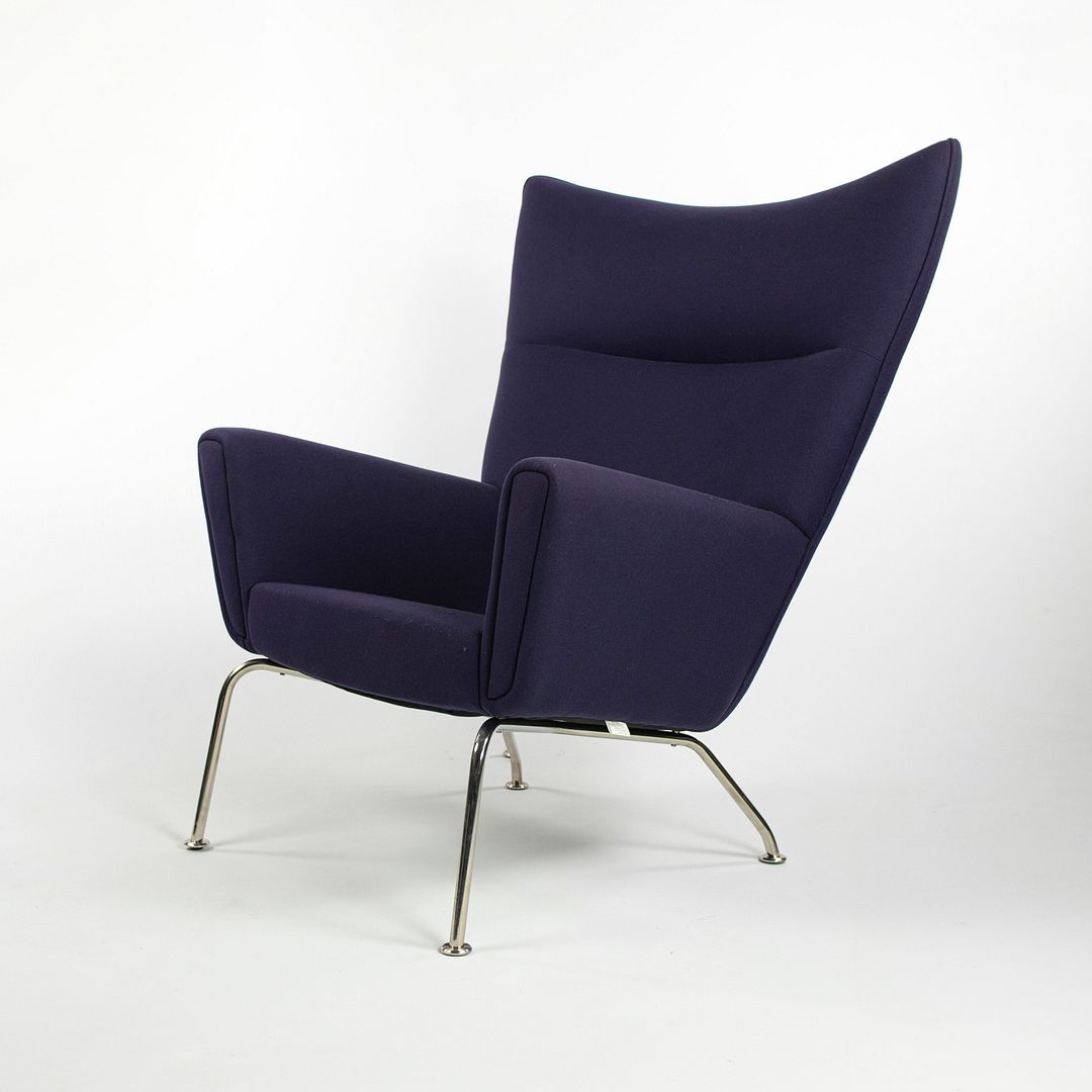 CH445 Wing Lounge Chair